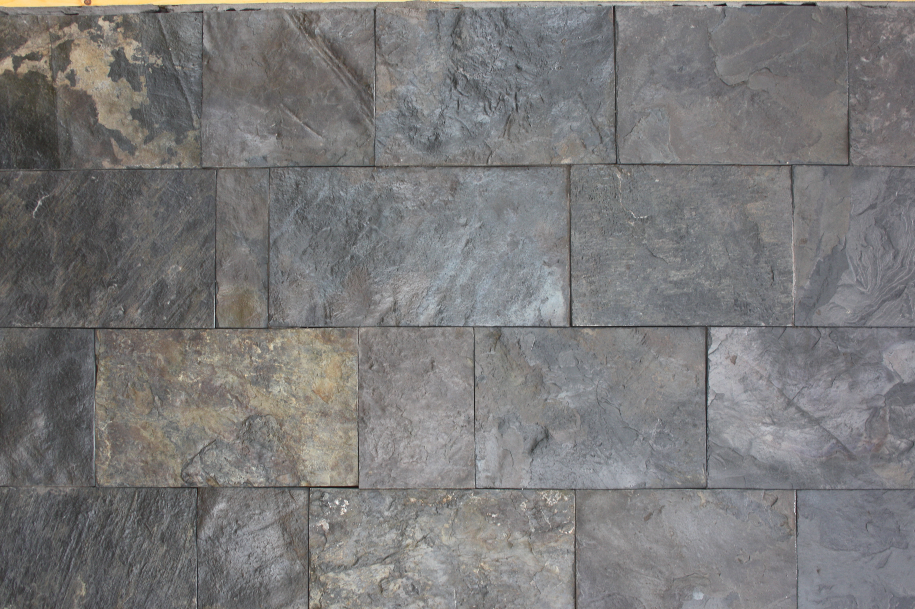 Prírodná štiepaná bridlica Nera Grigio - 4x rezaný, výška 20 cm