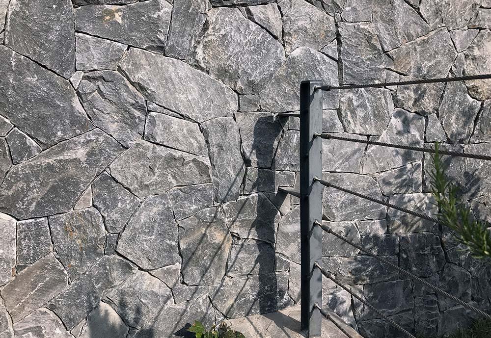 Naturstein Verblendung RockFace Evenos (Stärke 3-5 cm, Felsverblendung)
