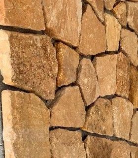 Prírodný štiepaný pieskovec Lara - hr. 3 cm, kyklopský  obklad