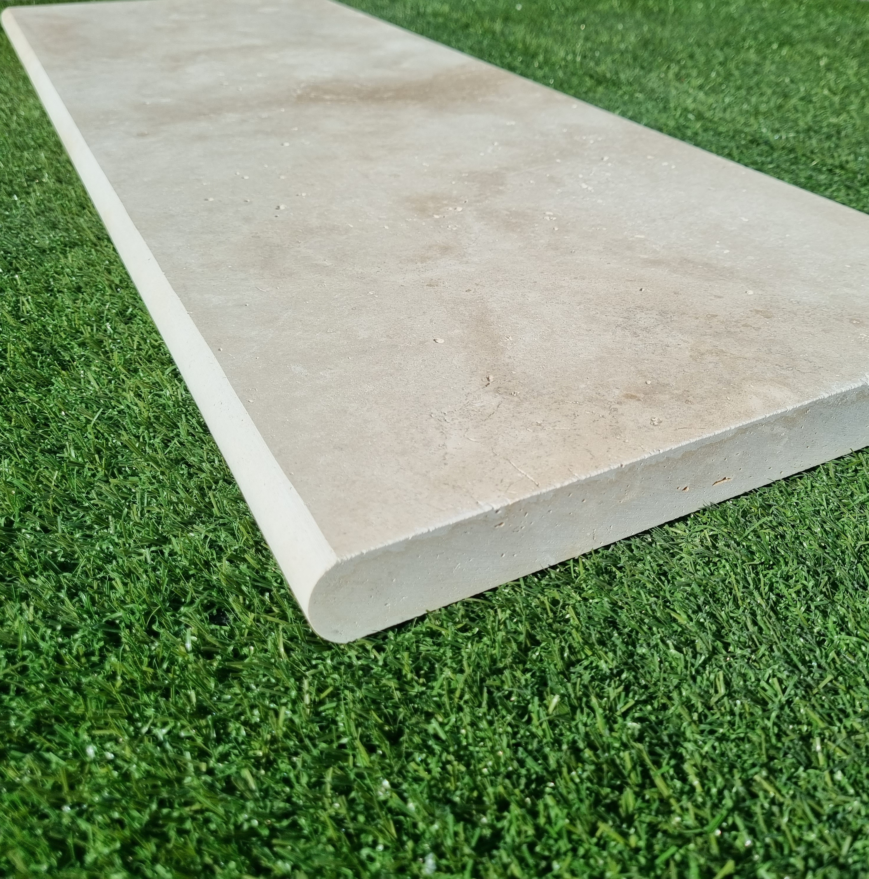 Travertin bazénový lem / parapet - 3 varianty (030-031)