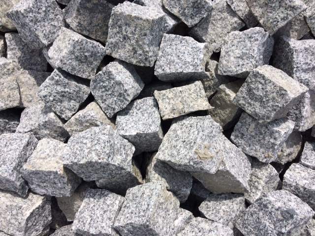 Granit-Pflastersteine 4/6 - grau (aus 1 Tonne = 8,5 m²)