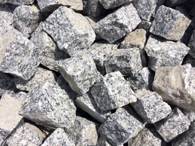 Granit-Pflastersteine 7/9 - grau (aus 1 Tonne = 6,5 m²)