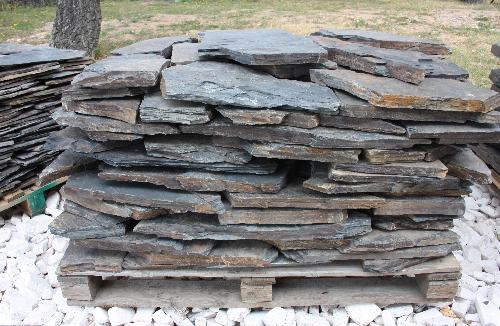 Kamenný obklad/dlažba, Bridlica Nera Grigio, hr. 30-50 mm, rozmer 10-50 cm